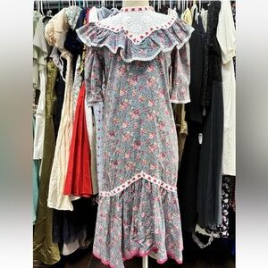 Vintage Malumi Hawaii Muumuu Dress Womens 8 Floral Lace Cottage